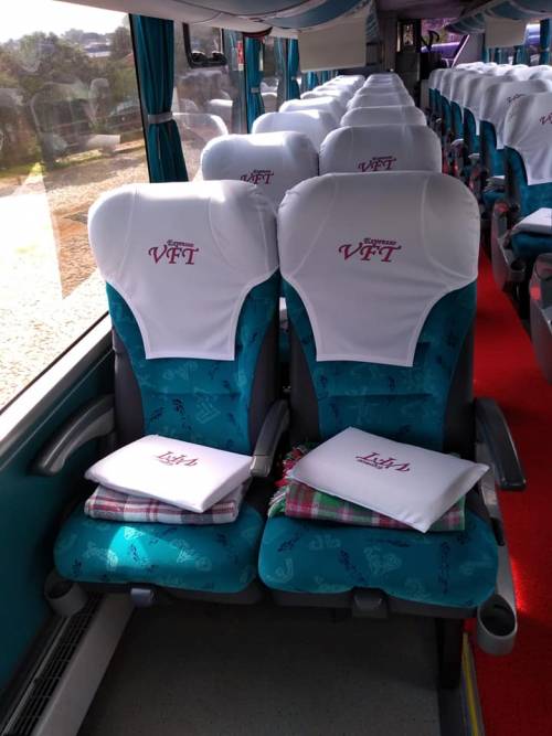 Carro 18: Ônibus Panorâmico Low Drive