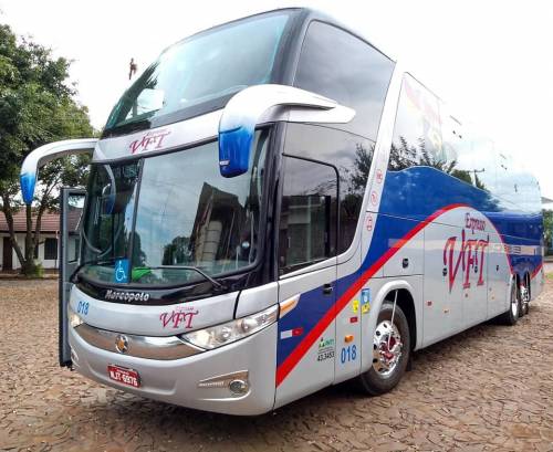 Carro 18: Ônibus Panorâmico Low Drive
