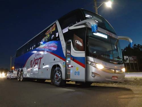 Carro 18: Ônibus Panorâmico Low Drive