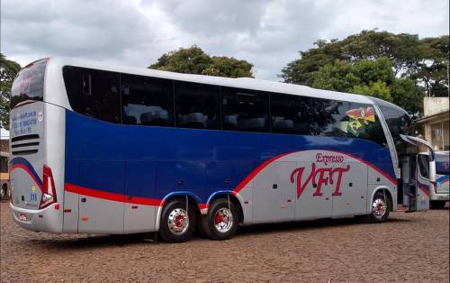 Carro 18: Ônibus Panorâmico Low Drive